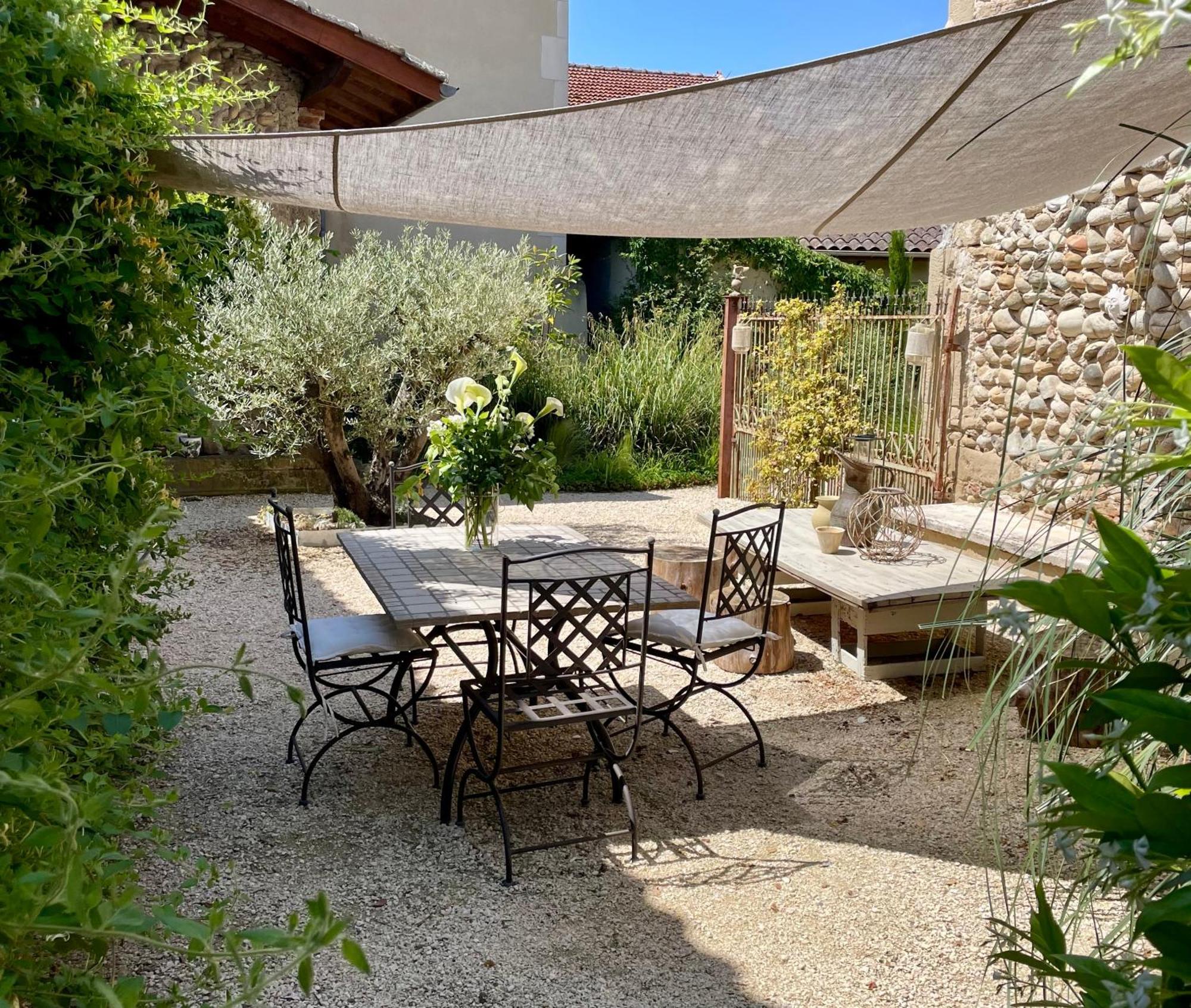 La Suite Dromoise 1809 Saint-Paul-lès-Romans Exterior foto